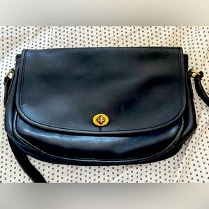 Vintage Black Coach City Bag 9790